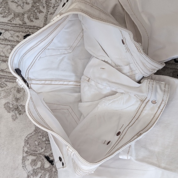 Sz 2(32) MEXX Capris white Jeans - Women’s - Picture 7 of 8